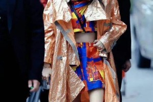 Vogue活动明星穿搭大赏：金晨犀利姐造型引热议