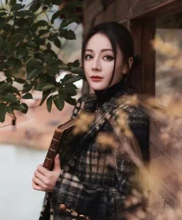 迪丽热巴综艺现场