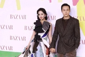 杨幂陈伟霆深夜发文引爆热搜：爱值得等待